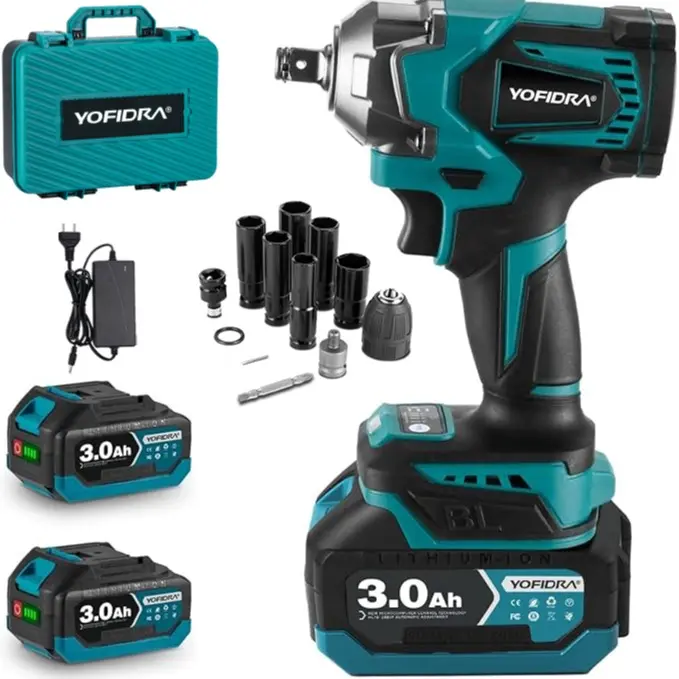 Plastic box 12 piece set of accessories