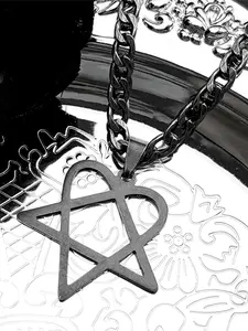 Goth Heartagram Star Pendant Necklace Love Heart Necklace for Women Men Stainless Steel Gun Black Rock Music Band HIM Fans Hip Hop Chain Heart Design Necklace Fashion Necklace
