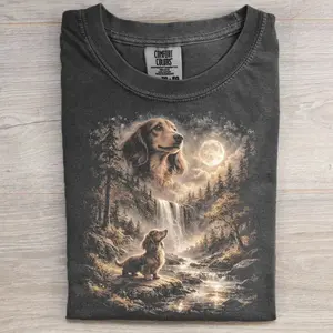 Dachshund Howling to The Moon T-shirt, Vintage 90s Dog Meme Graphic Tee, Animal Lover Shirt, Unisex Casual Streetwear, Gift for Men and Women