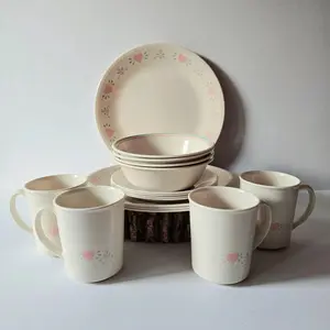 Forever Yours dinnerware vintage Corelle Forever Yours 16 piece set for 4 guests