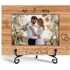 Mr & Mrs Picture Frame - Love Is Patient Love Is Kind, Newlywed Photo Gift for Wedding, 4x6 Picture Frame Wood, Wedding Gift, Bridal Shower Gift, Engagement Gift for Couples, Keepsake Photo Frame - 77
