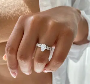 2.0 CTW Pear-Shaped Wedding Ring Set