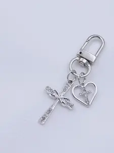 Cross Heart Keychain Pendant, Unique Cool Student Backpack Accessory, Fashionable and Stylish, Perfect Gift for Students