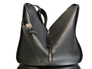 Pre-owned Loewe Spain Crossbody Bags Black Hammock Bag with Anagram Charm