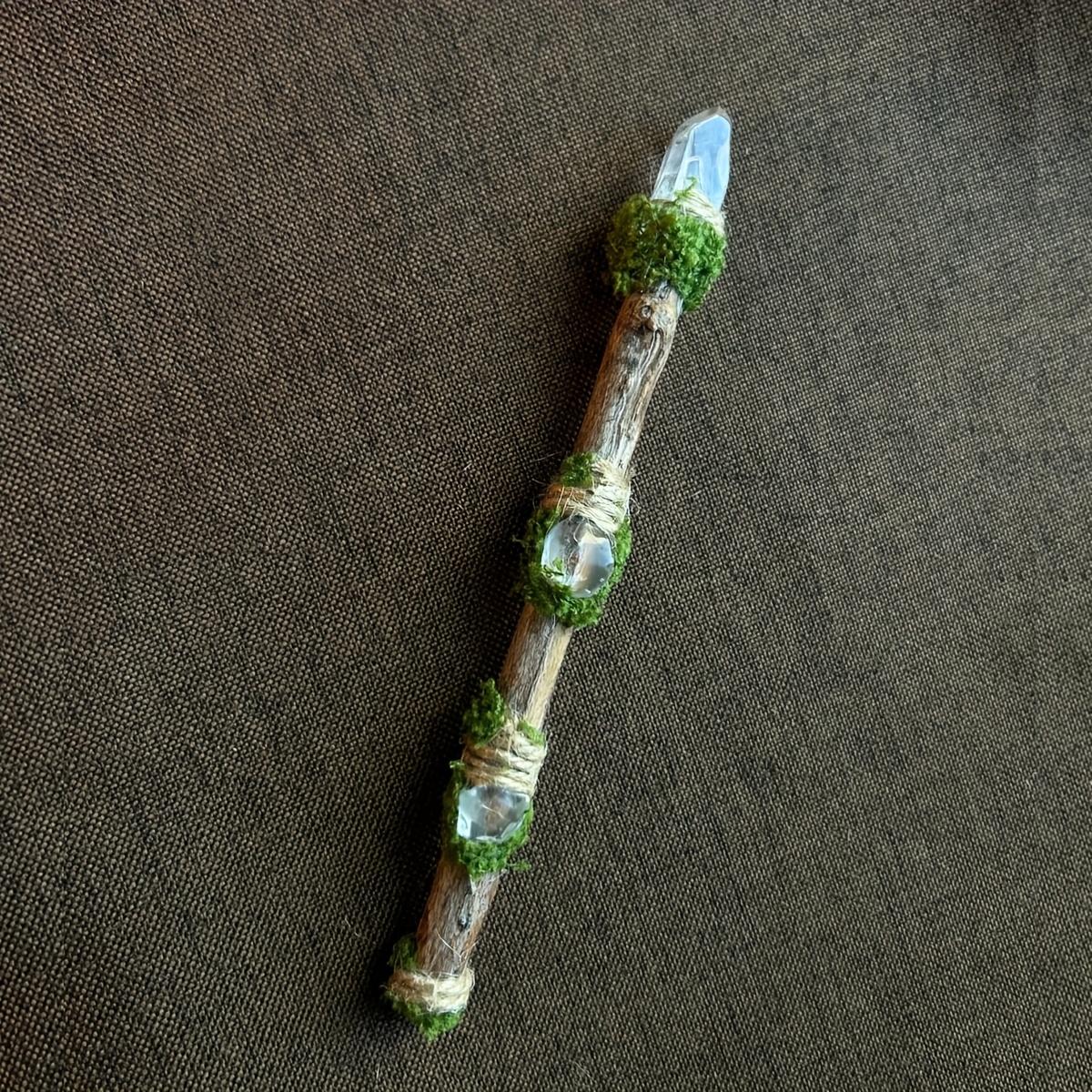 1/2 piece white crystal magic wand, crystal magic wand, crystal scepter suitable for witches, magic enthusiasts, used for Halloween, cosplay, and stage performances — elegant witch wand, home decoration, ideal gift