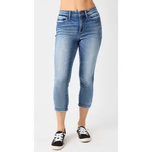 Judy Blue Mid Rise Non Distressed Vintage Wash Skinny Capri Jeans 72114 Stretchy Cotton Comfort Denim Womenswear Bottom