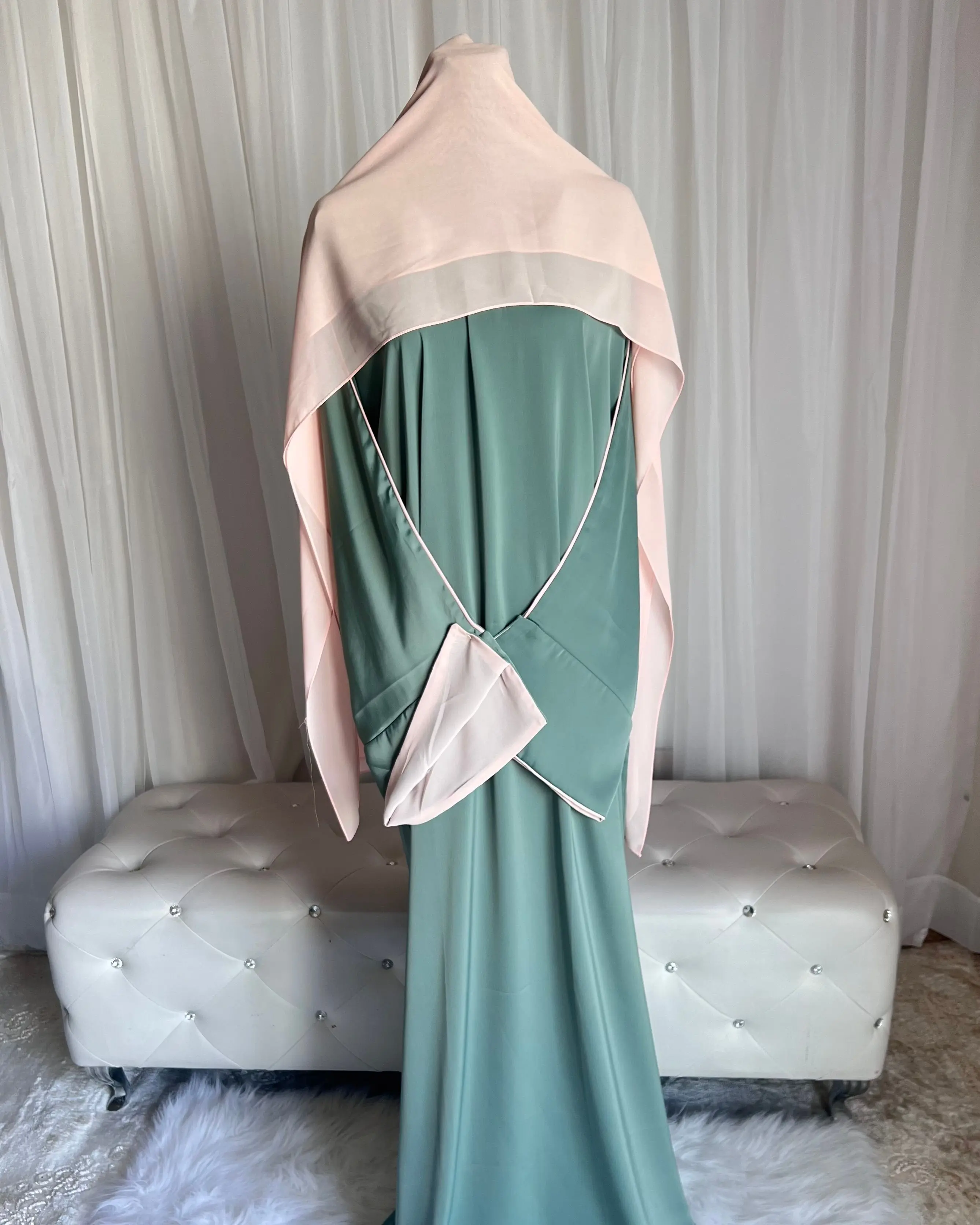 Amora Closed Abaya Amora Closed Abaya