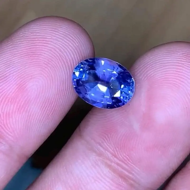 Sirilanka Sapphire gemstone