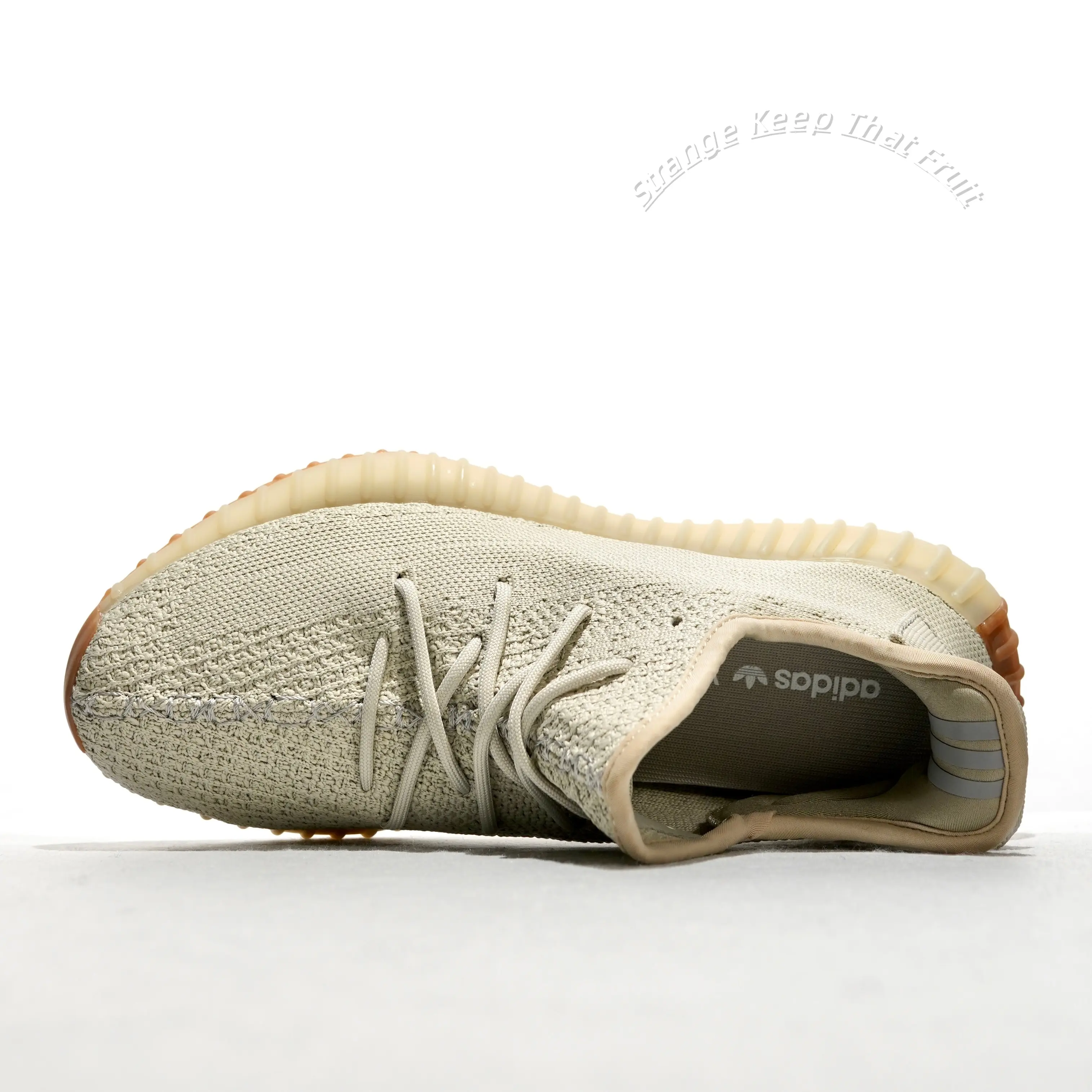 Milk Gray Marled Knit Breathable Low Top Casual Sneakers, Cream Yellow Serrated Anti-Slip Foam Thick Sole Tone-On-Tone Hidden Strip Lightweight Unisex Cushioned Trendy Athletic Shoes For Daily Walking & Jogging
