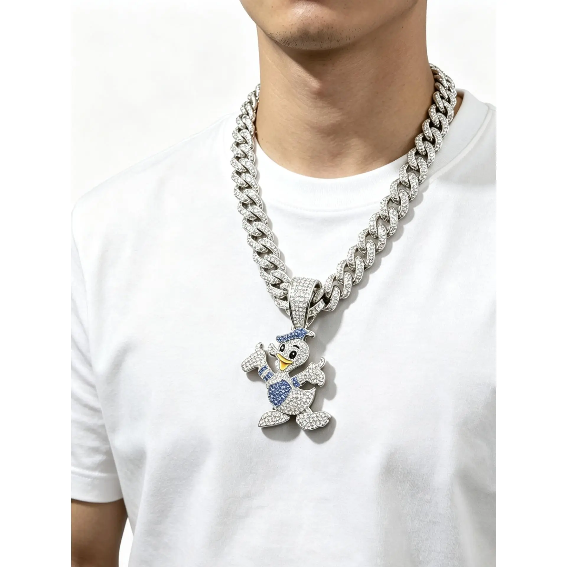 Animal Theme Hip-Hop Cuban Necklace - European and American Style Personalized Diamond-Studded Oil-Drip Cartoon Duck Pendant, Fashionable Accessory for Trendsetters, Dancing Diamond Necklaces, Animal Theme Necklaces