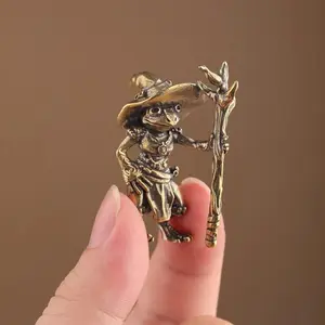 Vintage Frog Witch Statue, 1 Count Miniature Figurine, Multifunctional Home and Office Decoration, Bookshelf Desktop Ornament, Home Decor Accessory
