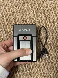 Focus Integrated CigaretteCase with USB Rechargeable Flameless Lighter - Windproof, Moistureproof Metal Case, 20pcs Capacity, Ideal Gift for Him,Friends,New Year, Valentine'S Day, Christmas, Father'S Day