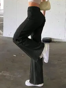 Women's Mid-Waist Straight Leg Denim Jeans Pants, Casual Simple Style, Slim Fit, Perfect for Daily Wear, Streetwear, and Leisure Occasions