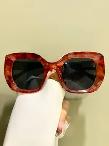 Vintage Fashion Trend Glasses, Polygonal Decorative Eyeglasses, Metal Hinged Eyewear for Men and Women for Daily Wear