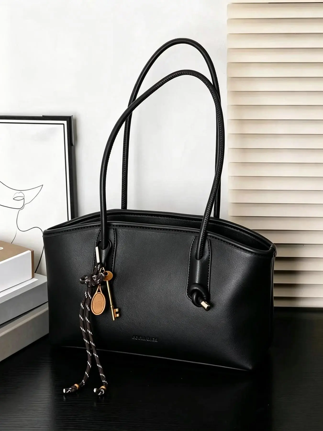 Minimalist style high-end retro personalized tote bag, practical and stylish casual versatile shoulder bag with woven rope key pendant, suitable for daily commuting, shopping in the mall, and gatherings, Casual Crossbody, Casual Bags