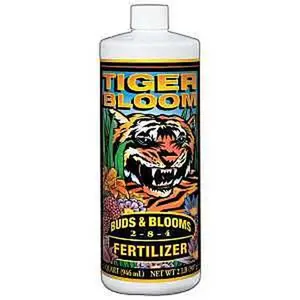 Tiger Bloom Plant Food, 1 qt Bottle, Liquid