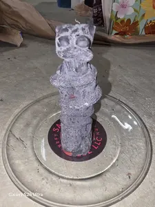 Sabret's Medusa’s Devotee Candle