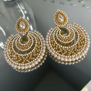 Cute Pearls Hoop Earrings - Stylish Design with Elegant Pearls for Versatile Outfits - Perfect for Casual & Formal Occasions