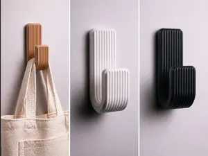 Minimalist Plastic Wall Hook Set, 3D Printed Modern Organiser – Stable Coat & Bag Holder