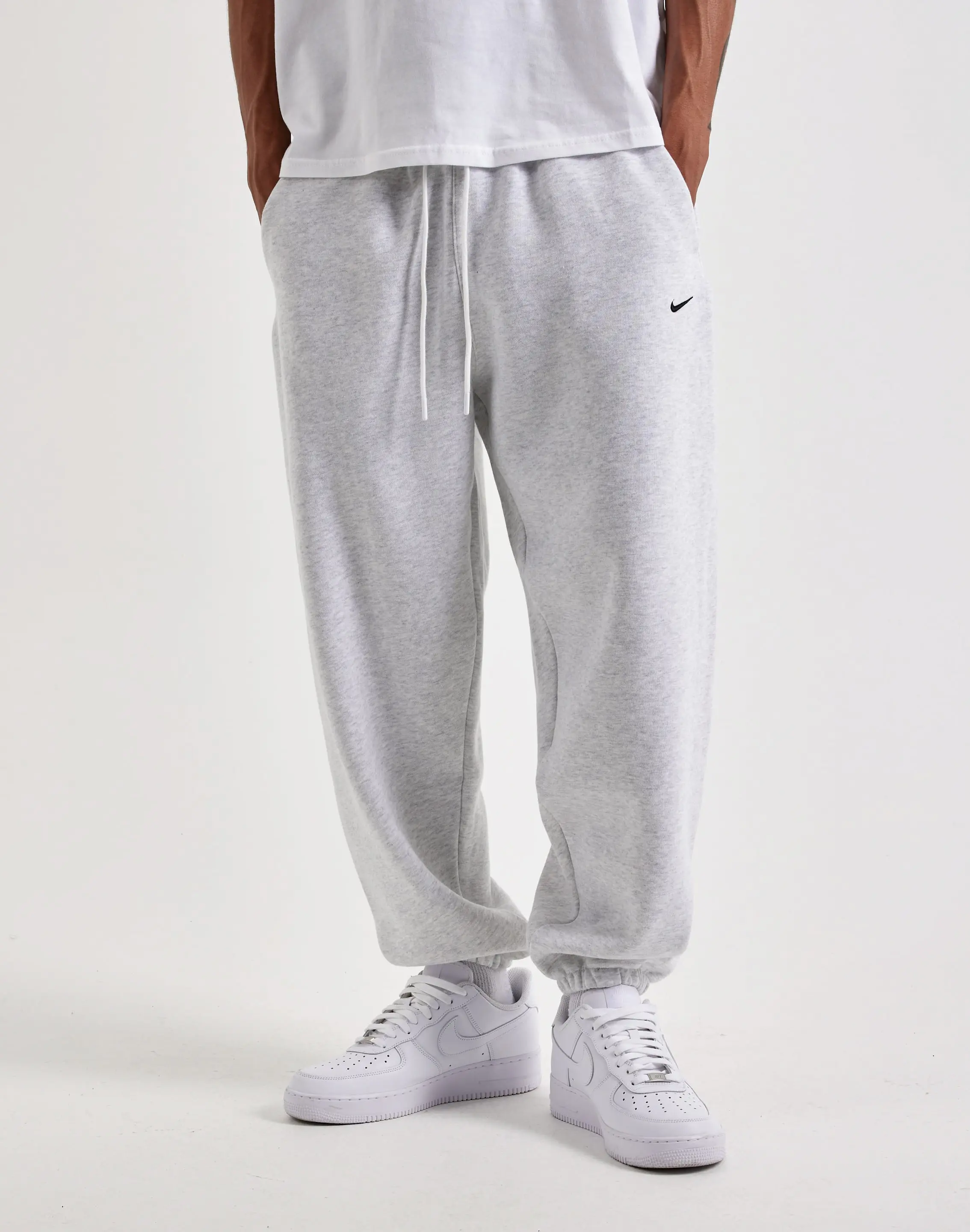 Mens Nike Solo Fleece Cuffed Pants