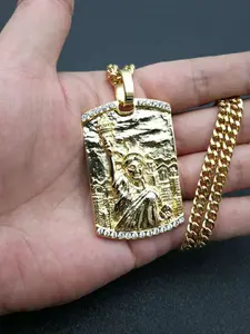 Hip Hop Jewelry Titanium Gold Plated Diamond Statue of Liberty Pendant Necklace, Stylish Accessory for Men and Women