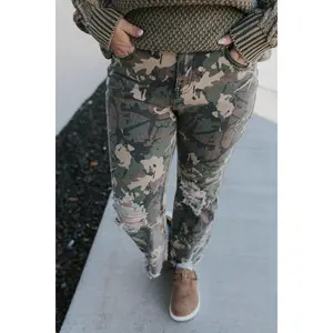Camo Kreek Jeans Distressed Jeans
