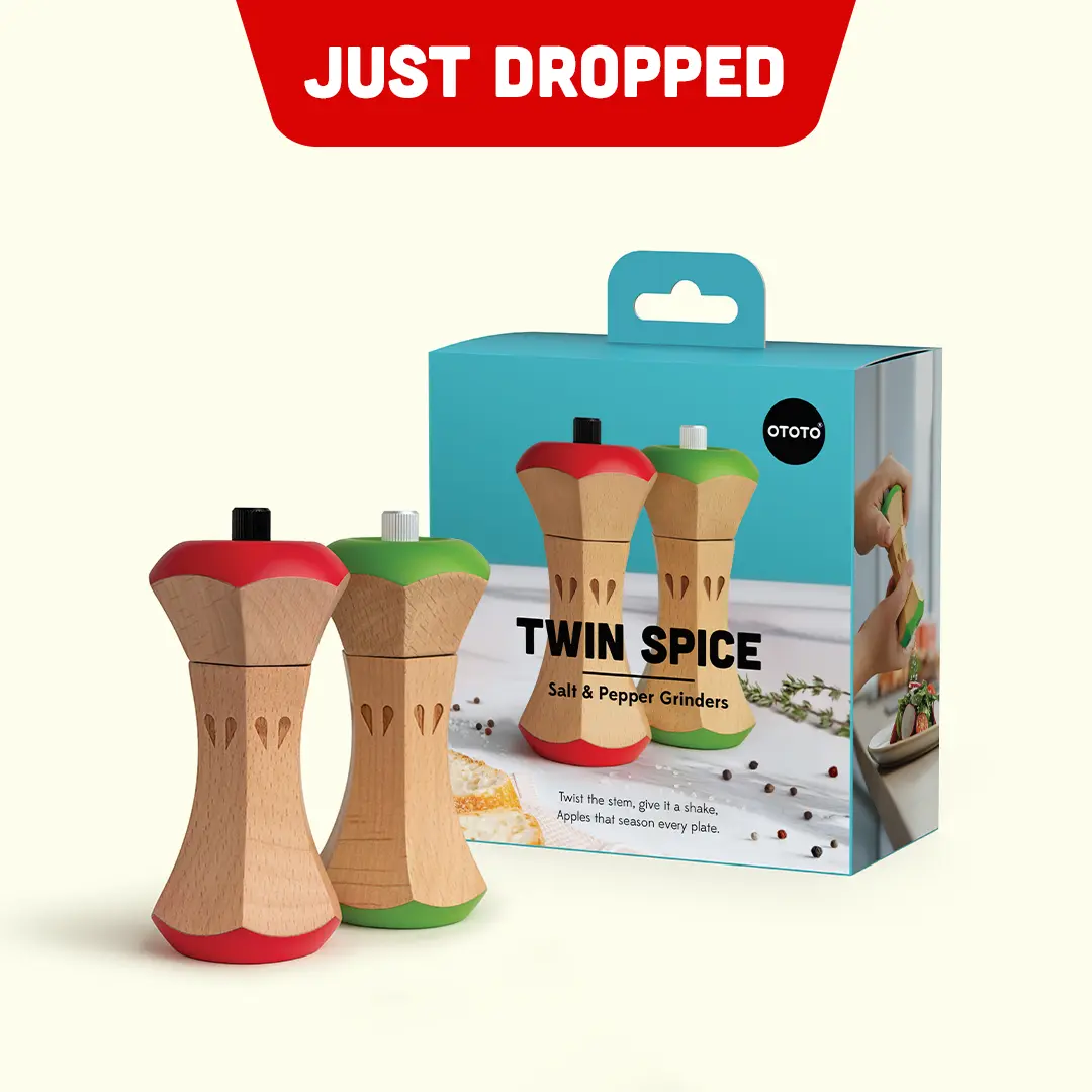 OTOTO Twin Spice Salt and Pepper Grinder Set - Unique Apple Design Manual Spice Grinder | Adjustable Coarseness Mill | Unique Housewarming Gift & Apple Lovers Gift | TikTok Must-Have | Funky Kitchen Supplies | Kitchen Accessories