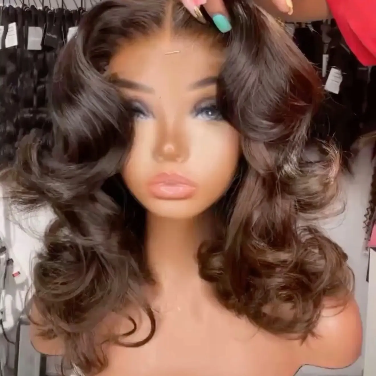 5x5 honey golden brown wig w/light curls