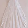 Elegant Lace-Trimmed Wedding Veil — The Wedding Veil Mantilla Veil 90cm Bridal Veil featuring Delicate Floral Embroidery on Soft Tulle; A Classic Ivory, Fingertip-Length Veil Perfect for Wedding Ceremonies and Photography Wedding Veils for Brides