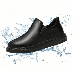 Black Chef's work shoes - wide toe.Stain-resistant，anti slip, oil proof, waterproof design, one foot kick, with reflective strips, easy to clean, suitable for kitchen, nursing, gardening, and catering work