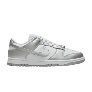 Nike Wmns Dunk Low 'Metallic Silver'