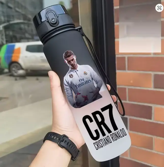 750ml Cristiano Ronaldo Sports Water Bottle Leak Proof Colorful Plastic Cup Drinking Outdoor Travel Portable Gym Fitness Jugs gift
