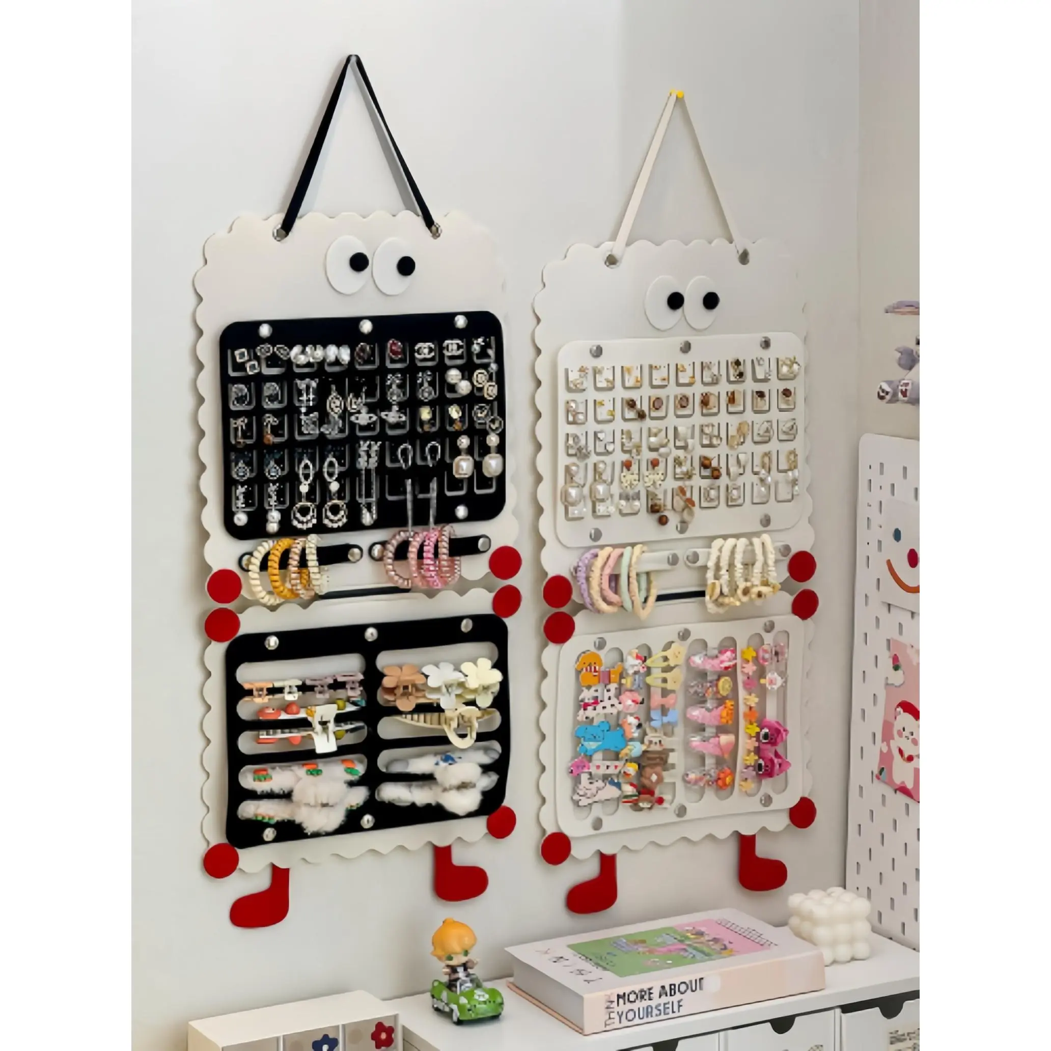 No-Drill Stainless Steel Hair & Earring Vertical Rack, Adorable Look Cartoon Shape Massive Capacity Tangle-Free Space-Saving Hook Hanger for Claw Clips, Hairpins, Studs - Bathroom Home Organizer Accessory