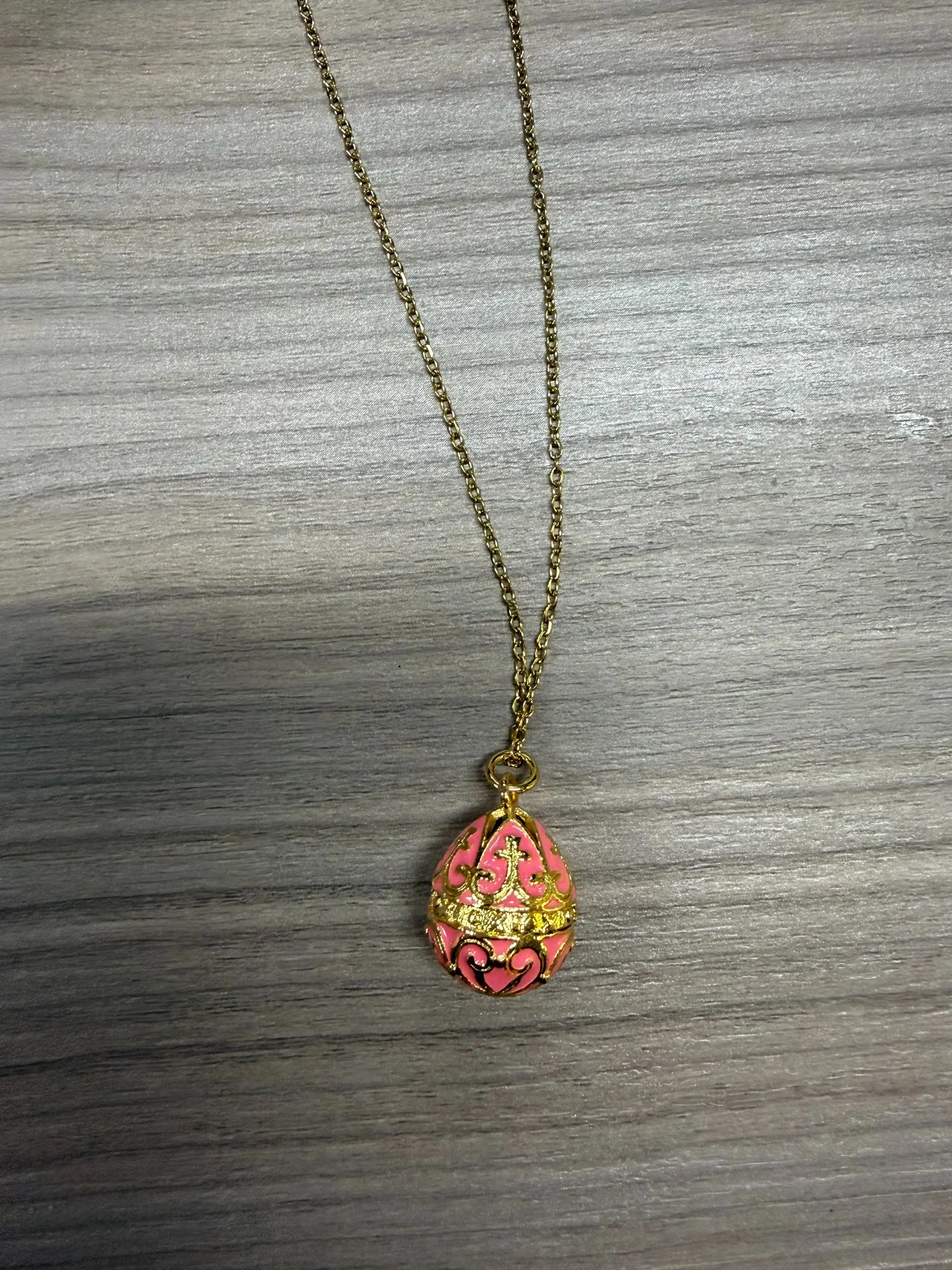 1-Piece Fashionable and Unique Clamshell-Style Pendant Necklace—Perfect for Women's Everyday Wear | Holiday Parties—The Ideal Gift for Women's Birthdays, Anniversaries, Holidays, and Mother's Day Modern Fashion Accessories Trendy Jewelry