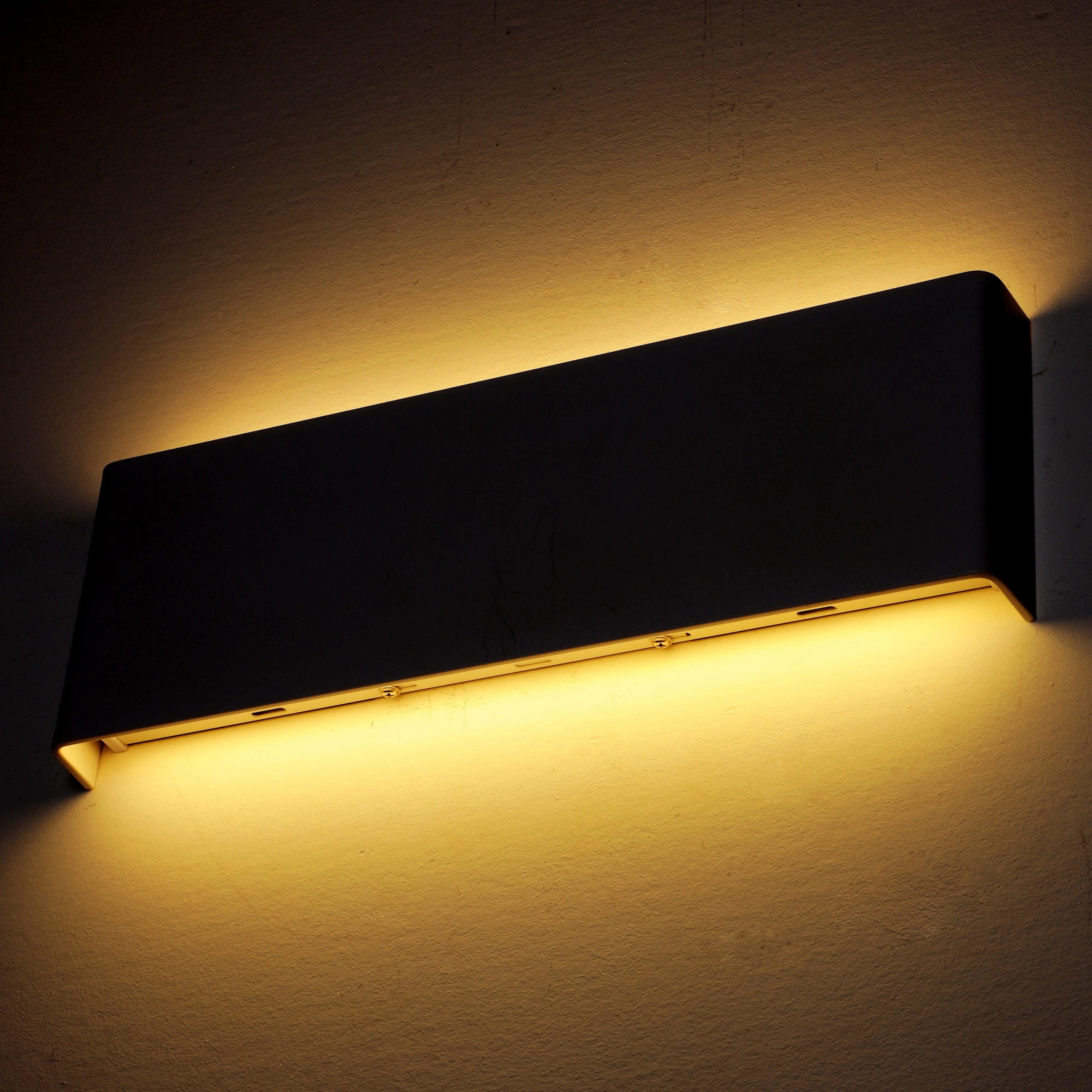 LeonLite® Quasar Side Lit Smart Wall Light - RGB Adjustable - 5000K