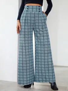 A piece of classic plaid pattern print high-waisted design wide-leg trousers version button detail diagonal pocket suit trousers, retro casual style Pants