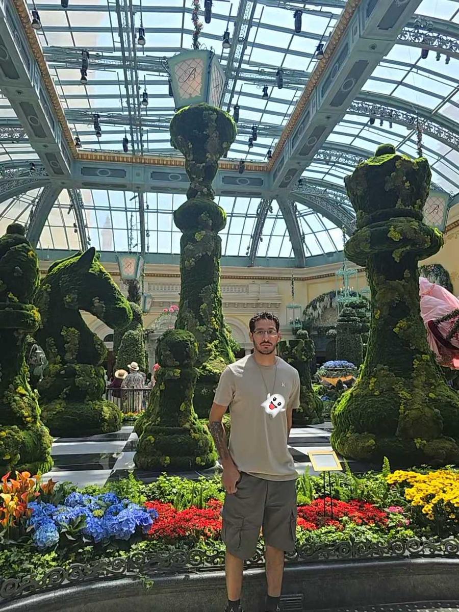 Item: Black-Navy-Grey, 30