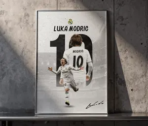 Luka Modrić | Real Madrid Poster Artwork “Maestro — A Midfield Genius With Golden Vision” — For Football Fans, For Drops That Glow With Timeless Class