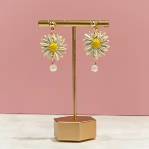Daisy Dangles