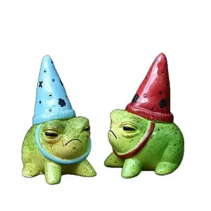 1/2/3PCS Charming Frog Statue Wearing Hat, Resin Mini Garden Figurine, Rustic Style, Fairy Tale Garden Decor, No Battery Needed, Outdoor & Indoor Use, Garden Sculptures Statues