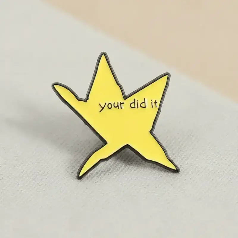 Star Shaped Brooch, Creative Star Design Brooch, Fashion Accessories for Women & Men, Cute Enamel Lapel Pin, Alloy Brooch Pin Clip Suitable for Backpacks, Jeans, Scarves, Hats Decoration, Jewelry