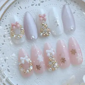 Winter Nails, Christmas Nails, Press On Nails, Christmas Bow, Holiday Nails, Gift For Her, Christmas Wreath, Christmas Tree, Snowflake Nails