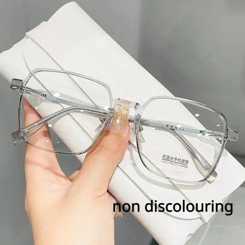 New Fashion Photochromic Myopia Glasses Men Women Color Changing Eyeglasses Anti UV Sunglasses Luxury Short-sighted Eyewear -2.5