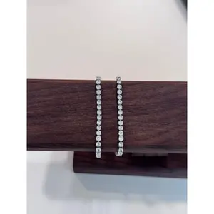 Tennis Bracelet Diamond - Elegant Tennis-Shaped Design with Round Beads for Versatile Wear