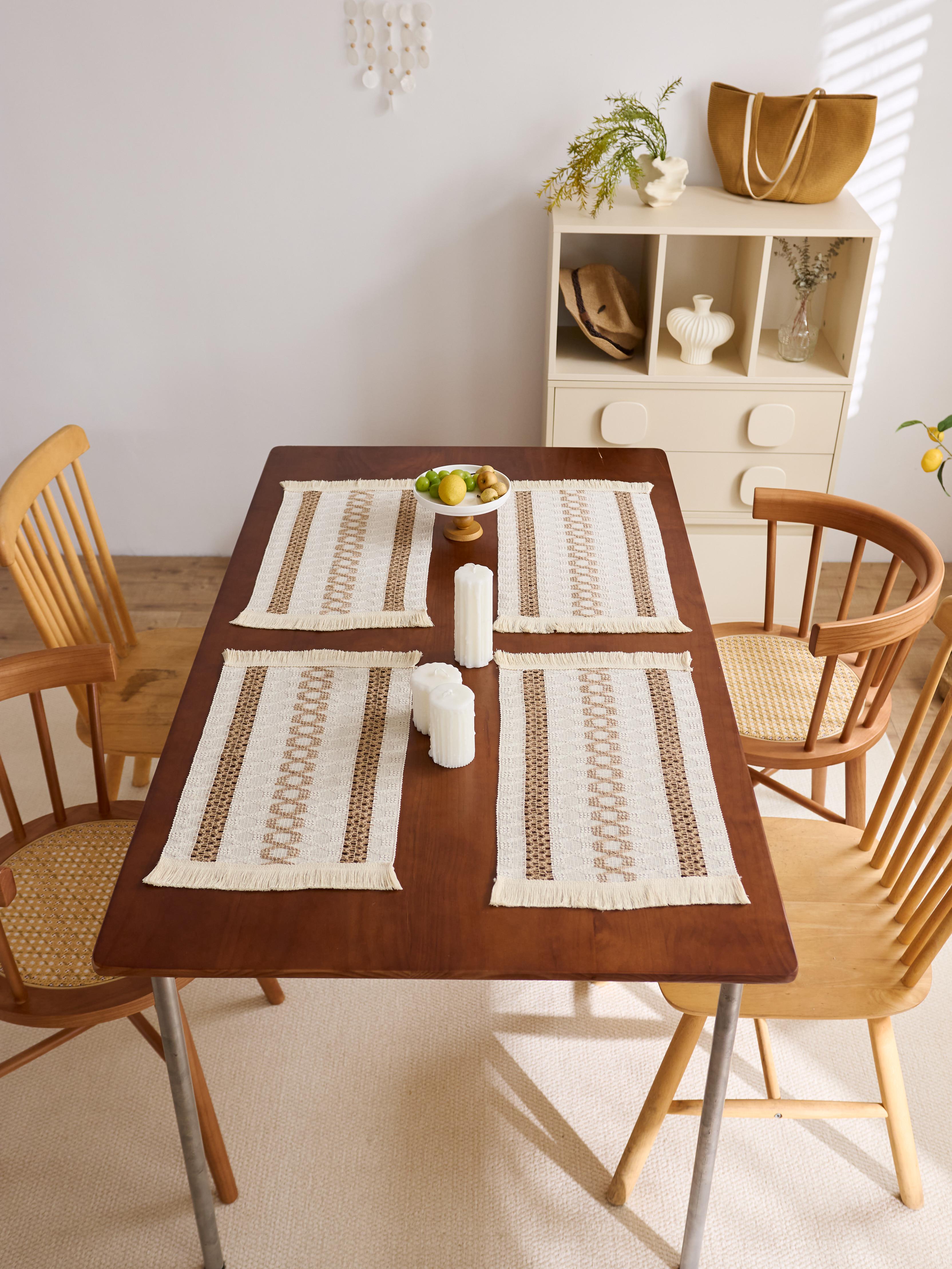 Boho Placemats Set of 4/6, 100% Polyester Woven Farmhouse Table Mats 11.81 x 19.69 Inch, Beige Brown Rustic Dining Placemats with Fringe Tassels for Kitchen, Dining Room, Party, Holiday Decor