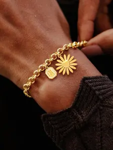 Women's Elegant Letter Heart Sunflower Pendant Bracelet, Stainless Steel Chain, Classic Fashion Jewelry, All Seasons Accessory