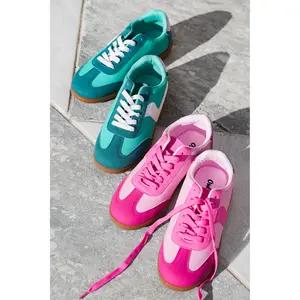 Retro Inspired Casual Lace Up Sneakers with Wave Design