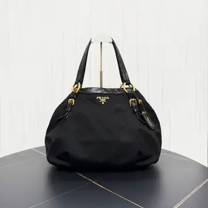 Pre-owned PRADA Nylon Shoulder Bags 7.8'' R14359 Shoulder Bag C6846369032 0603 T5 Betsy