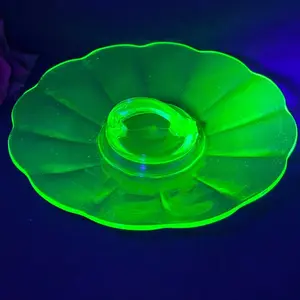 Panden City Handle Uranium Plate/Server