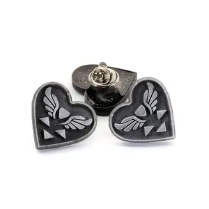 Deltarune Heart Symbol Pin - Deltarune